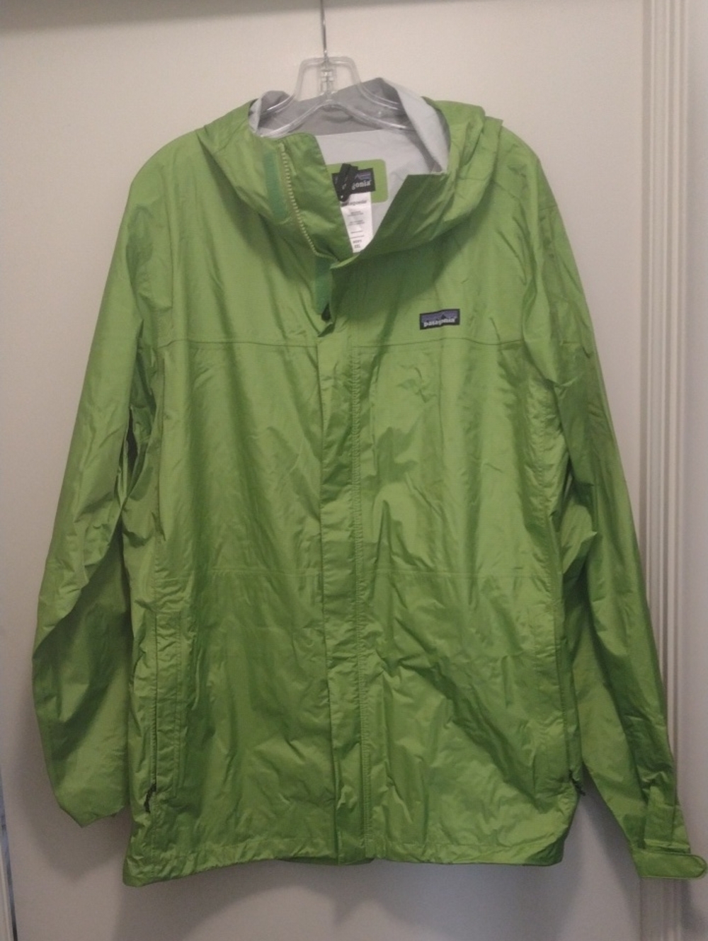 Patagonia Men's Lime Green Jacket (J1064)